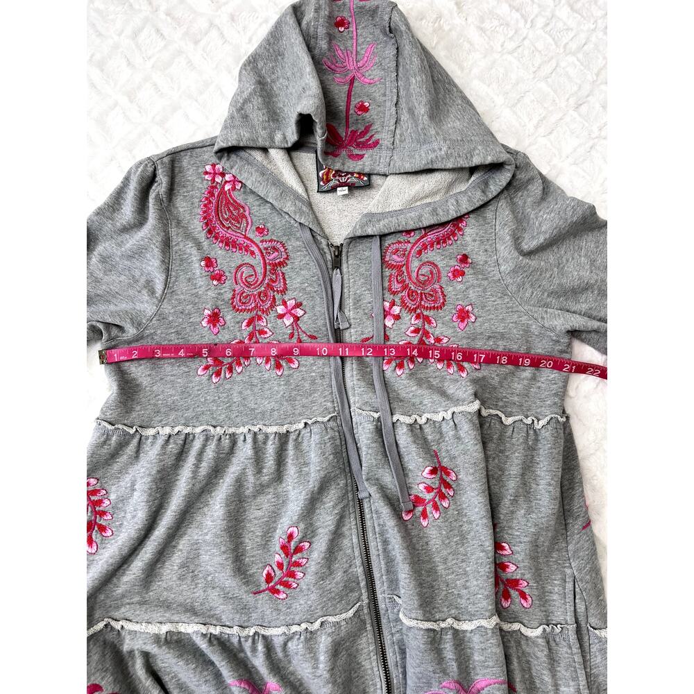Johnny Was 3 Tier Gray Embroidered Women's Hooded Fleece Zip Jacket Size Large - Picture 7 of 7